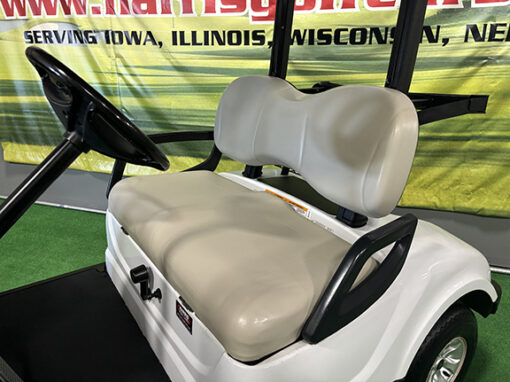 2013 Yamaha YDRA Glacier White Golf Car - Image 4