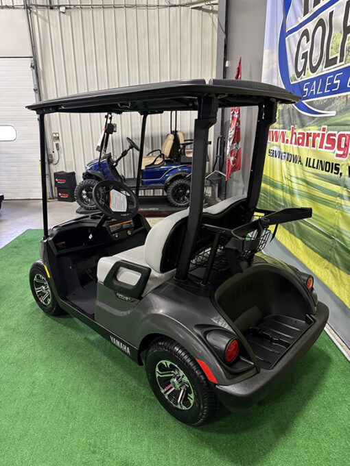 2024 Yamaha Drive 2 EFI PTV Carbon Metallic Golf Car - Image 4